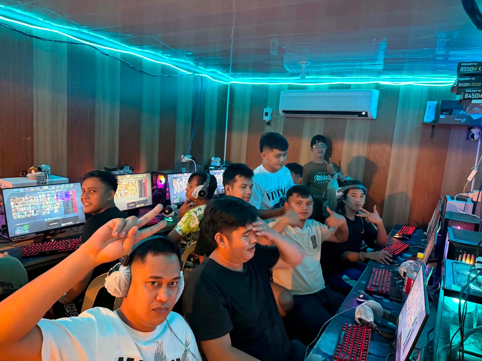 S3 shuffle tourna pix