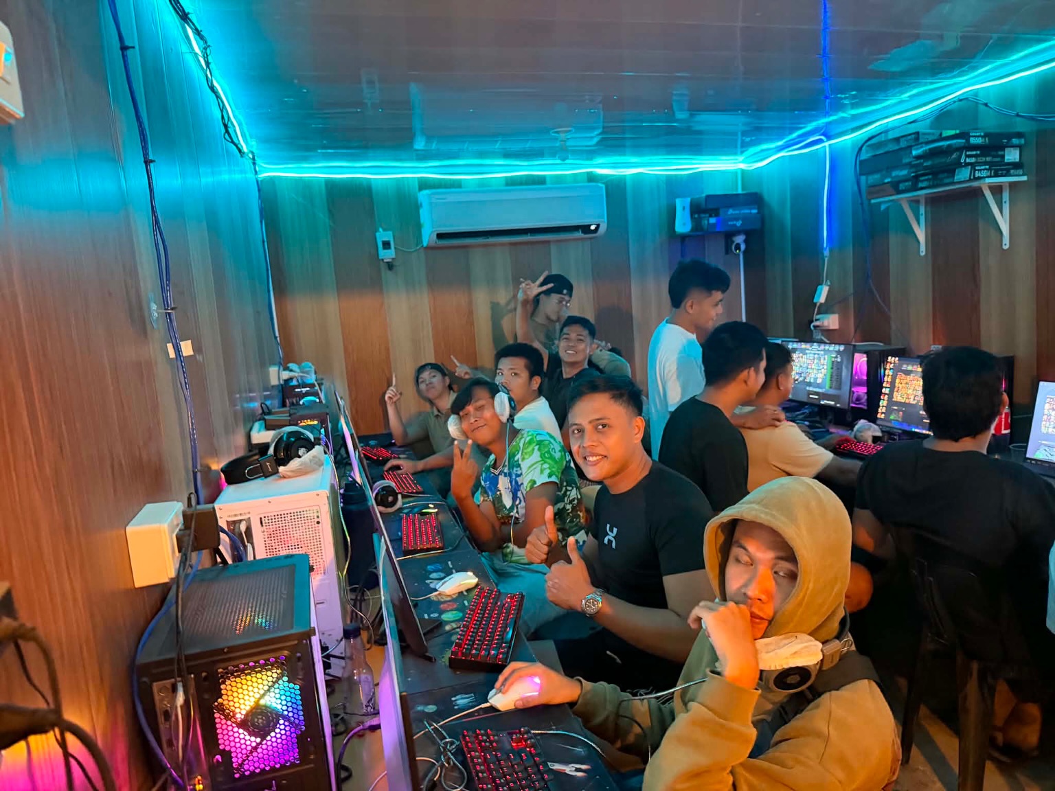 S3 shuffle tourna pix