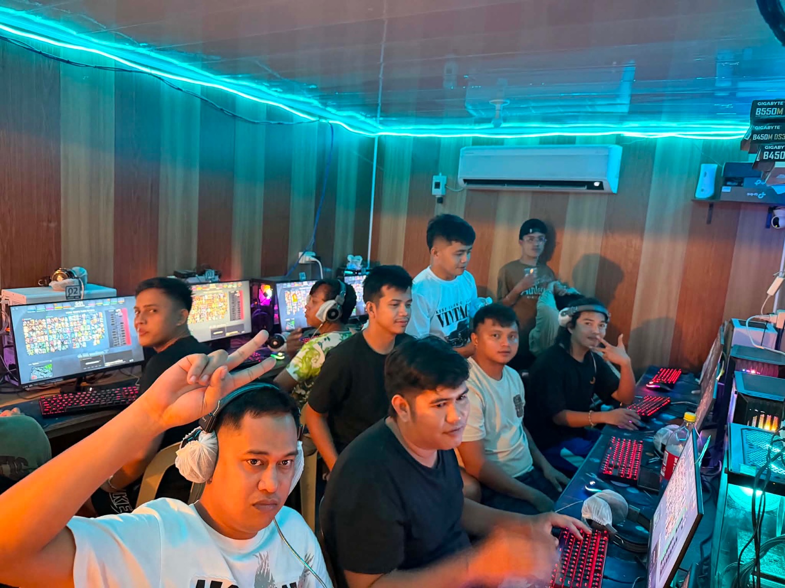 S3 shuffle tourna pix