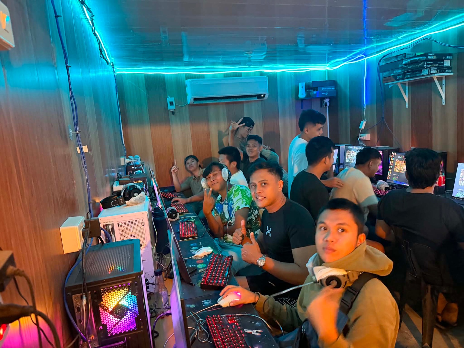 S3 shuffle tourna pix